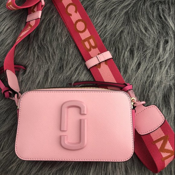 Convenient And Adorable Pink Mark Jacob Bag